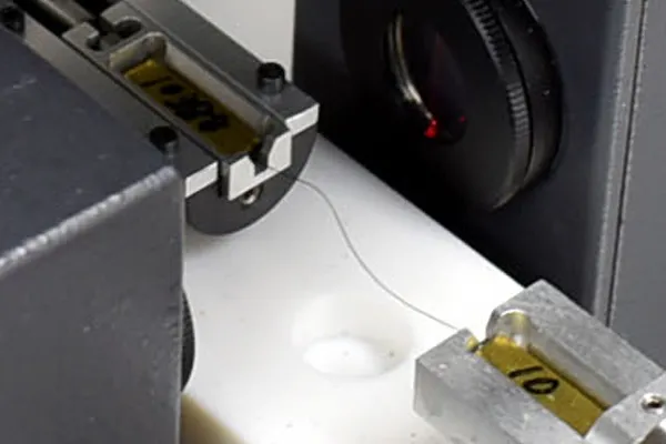 毛髪の強さを調べる2