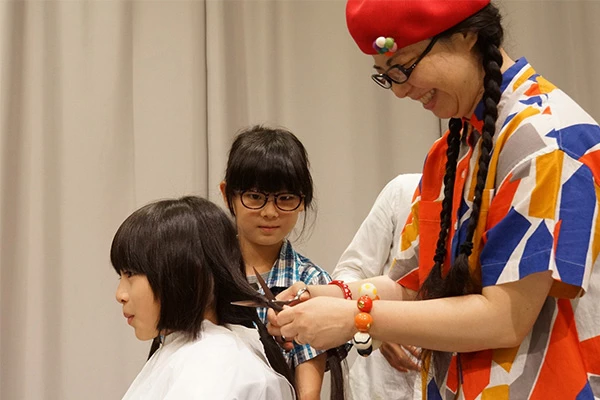 イベントフォト44＜各回カット準備の写真07＞