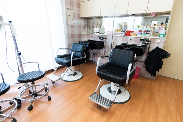 白百合美容室内の設備